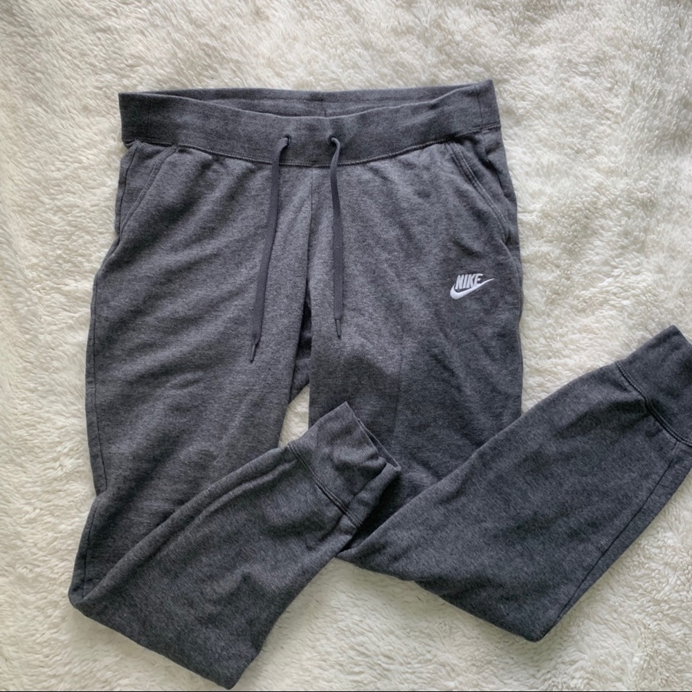Gray Nike sweat pants